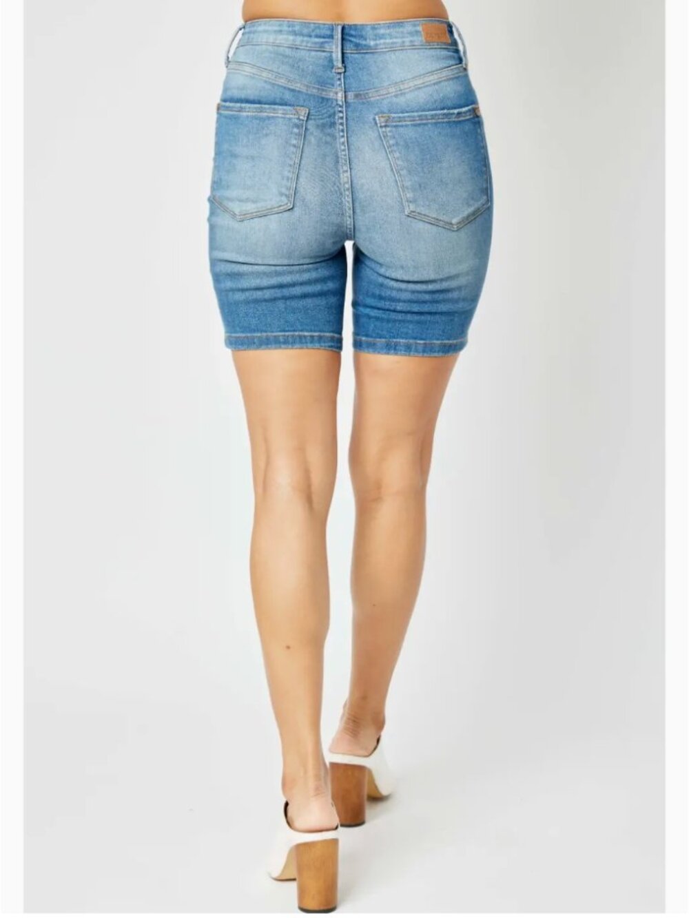 JUDY BLUE High-Rise Stretch Tummy Control Denim Bermuda Short Size XL 15/32 NEW - Picture 3 of 6